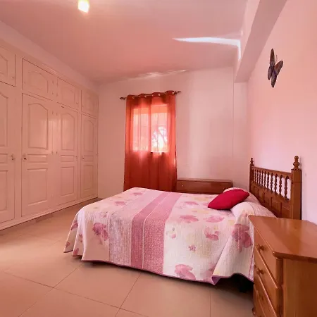 Apartamento A Un Paso De La Playa Con Bbq *